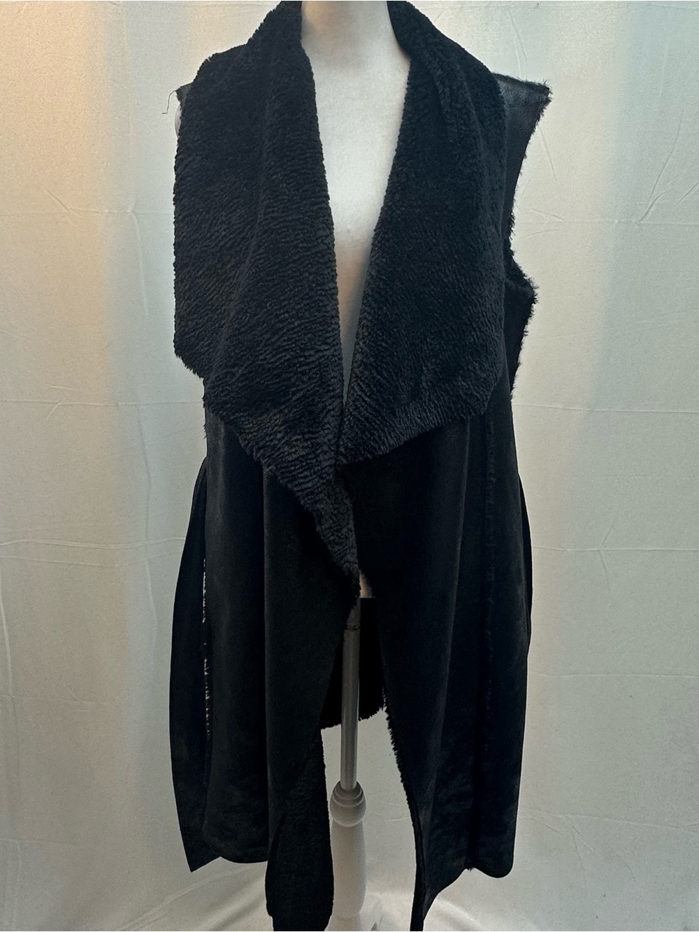 Splendid Black Faux-Fur Faux leather Trim Sleeveless Wrap Vest S - Picture 5 of 5